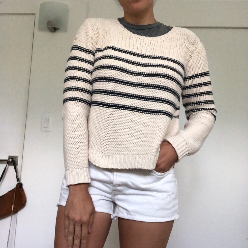 Nation sweater